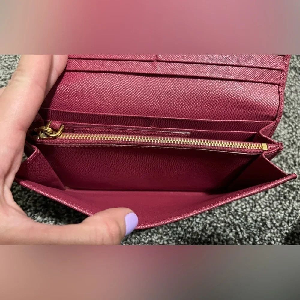 Prada Saffiano leather continental long wallet with COA